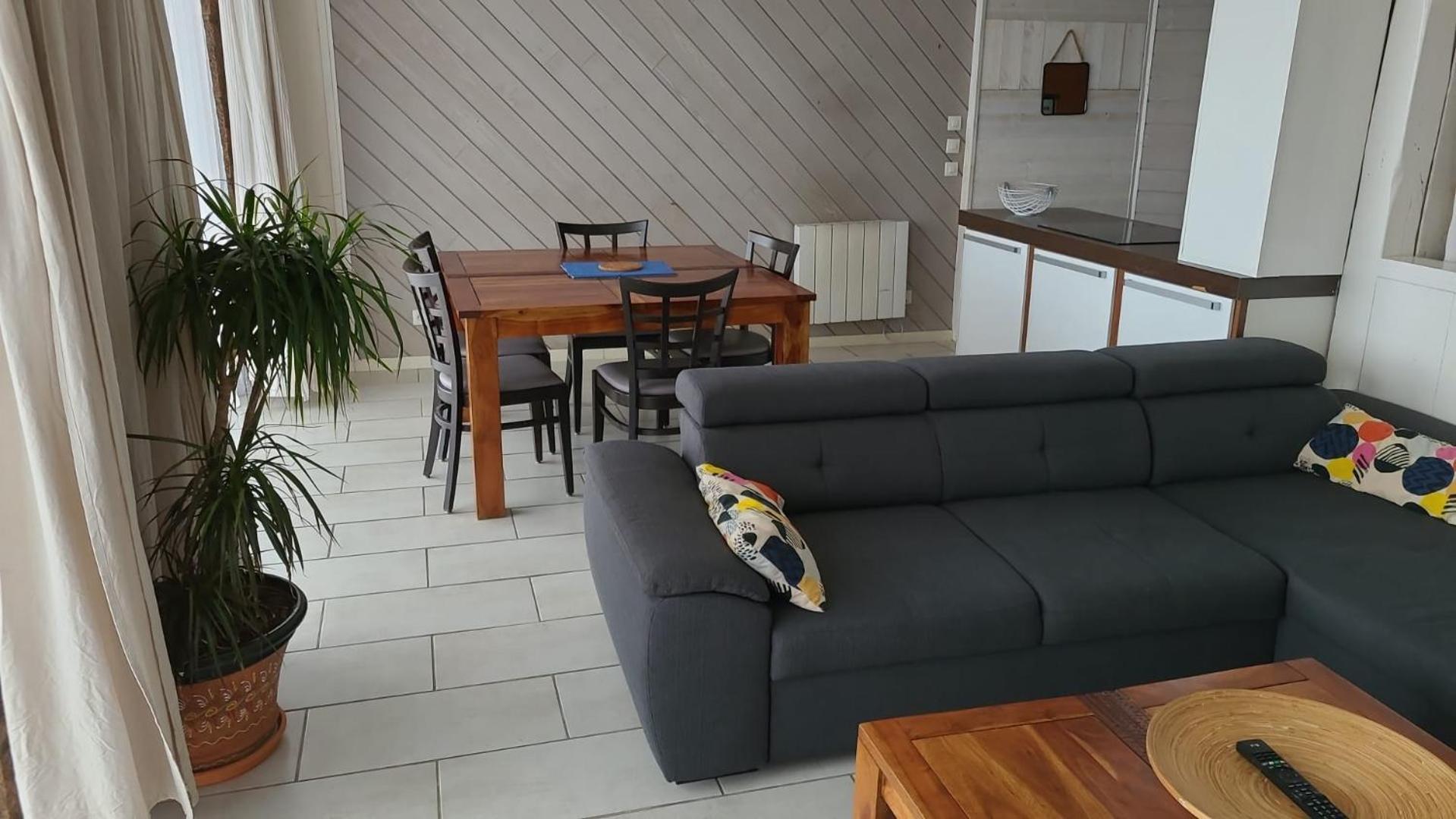 Appartement Vue Mer, Rdc, Plage De Trestrignel Perros-Guirec Exterior foto