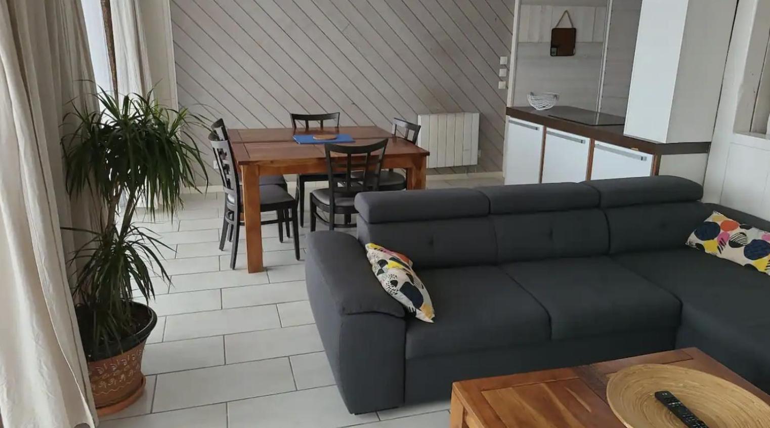 Appartement Vue Mer, Rdc, Plage De Trestrignel Perros-Guirec Exterior foto